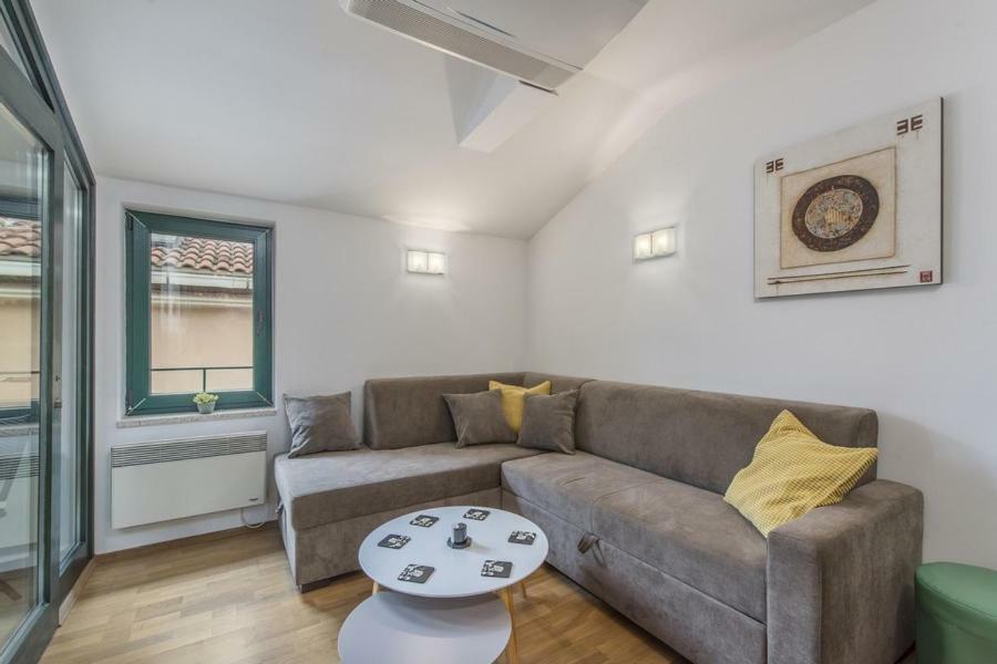 Novigrad Istria Apartment Matea מראה חיצוני תמונה