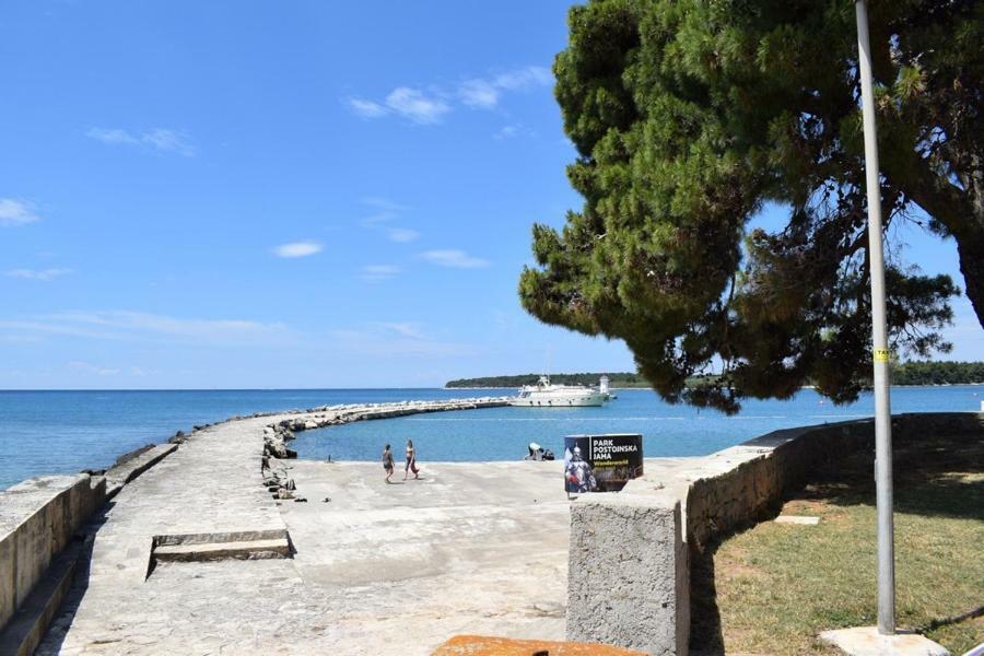 Novigrad Istria Apartment Matea מראה חיצוני תמונה